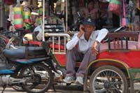 tuk-tuk